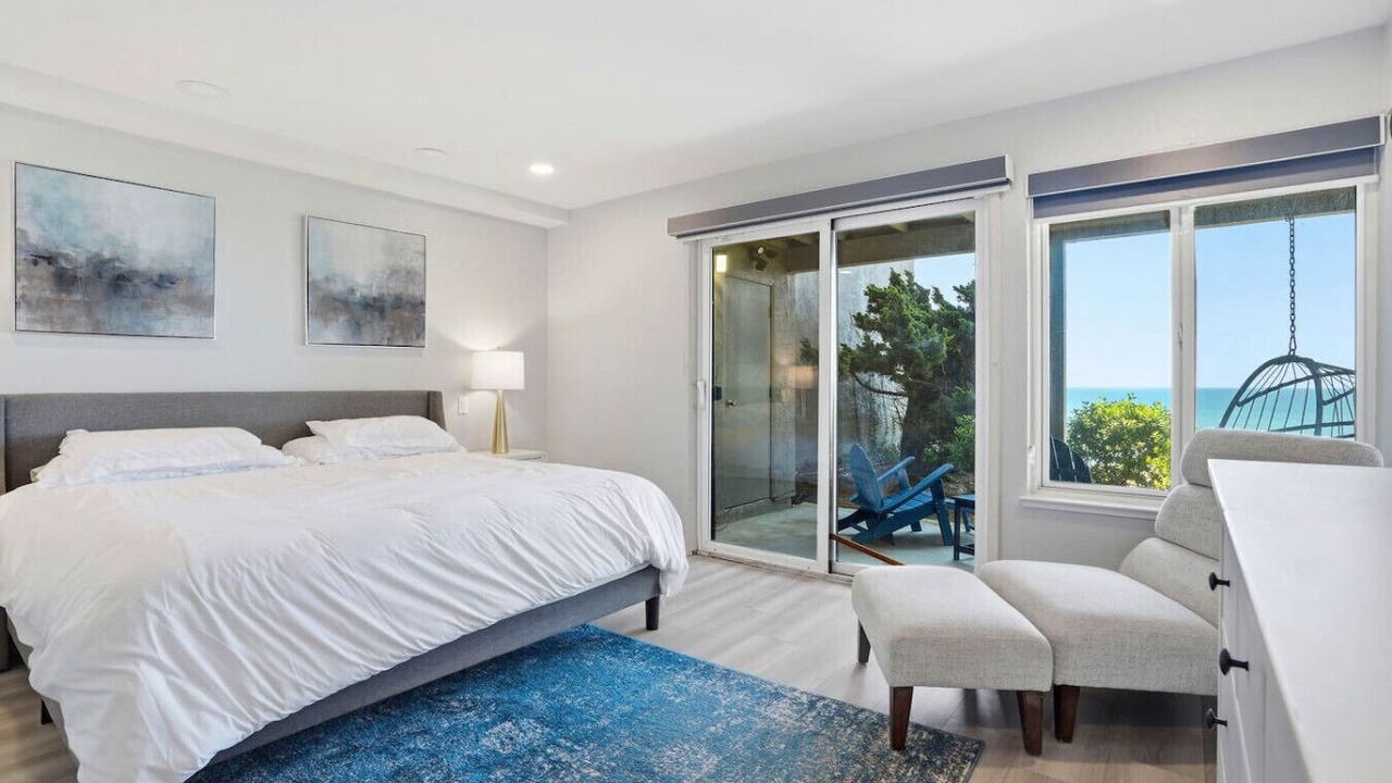 Photo of Bedroom in Edgemar - Pacific Manor