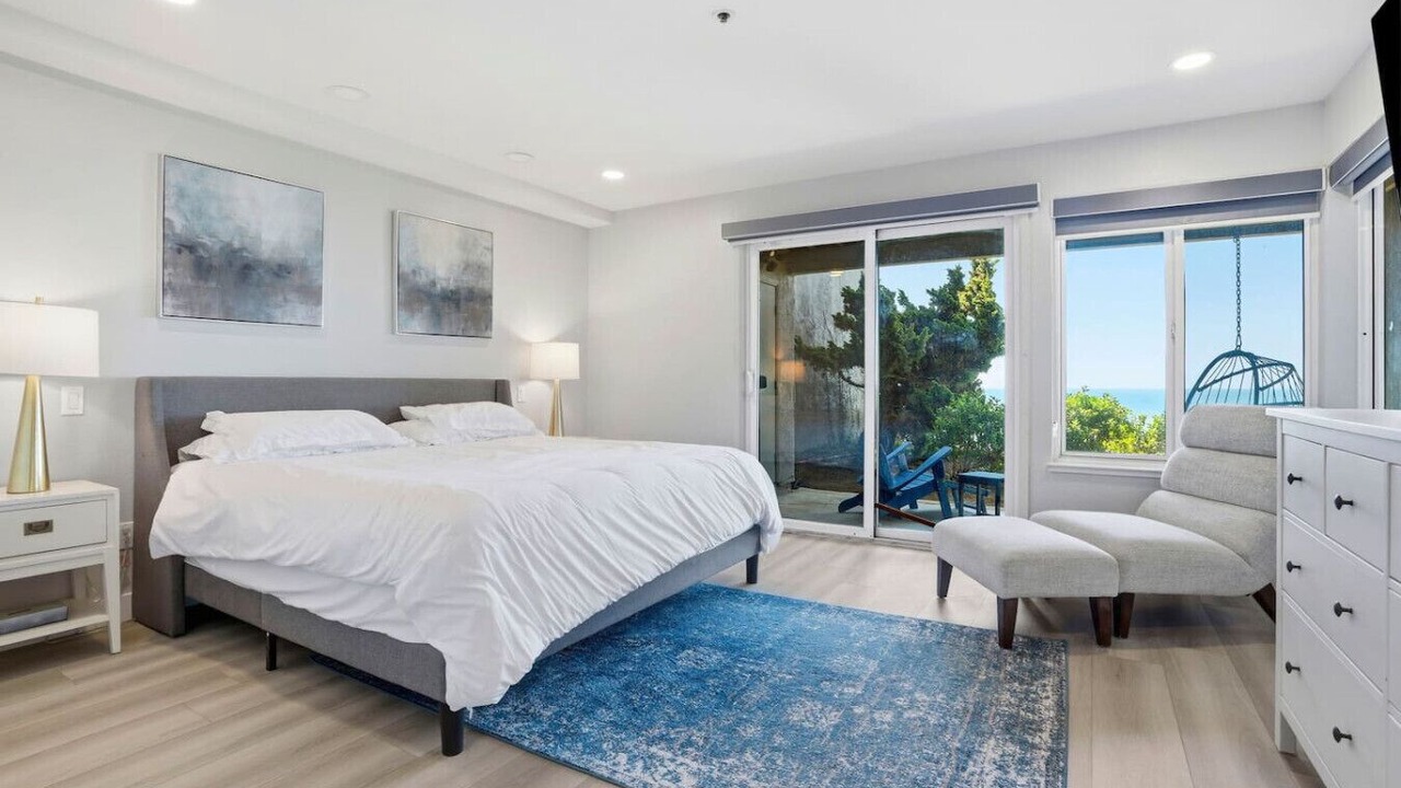 Photo of Bedroom in Edgemar - Pacific Manor