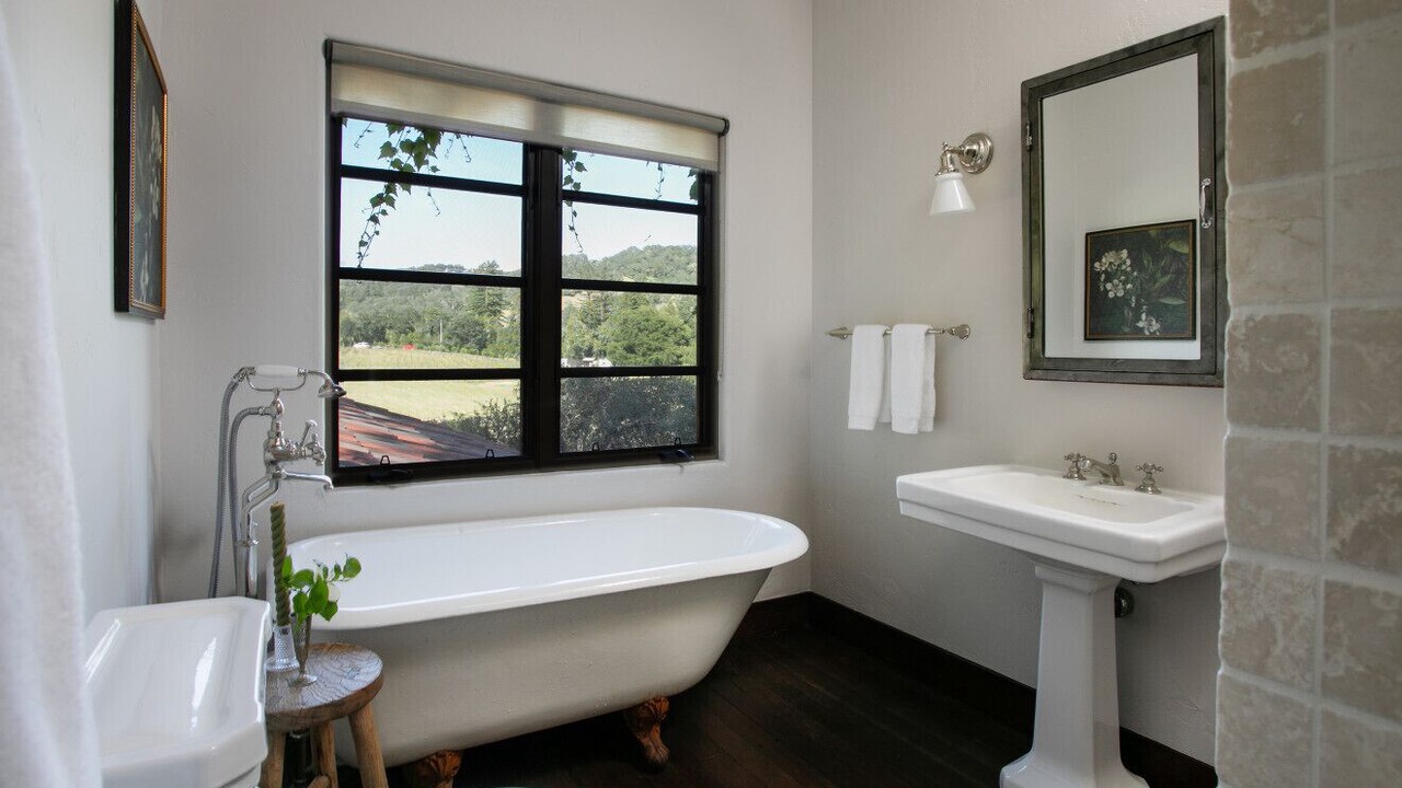 Photo of Bathroom in Glen Ellen