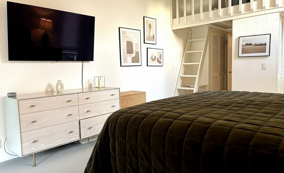 Photo of Bedroom in Quail Lodge