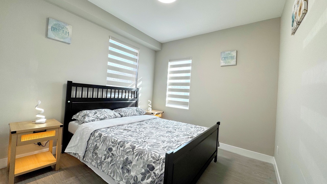 Photo of Bedroom in Emeryville