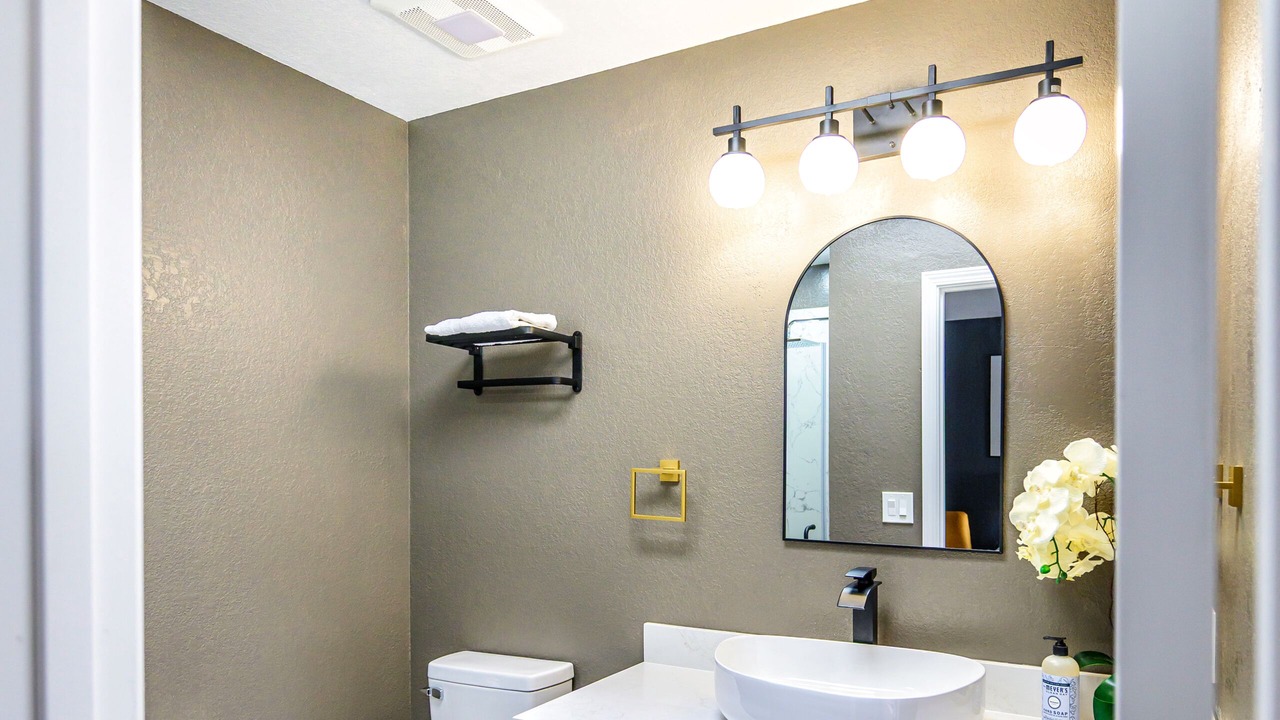 Photo of Bathroom in Cameron Hills