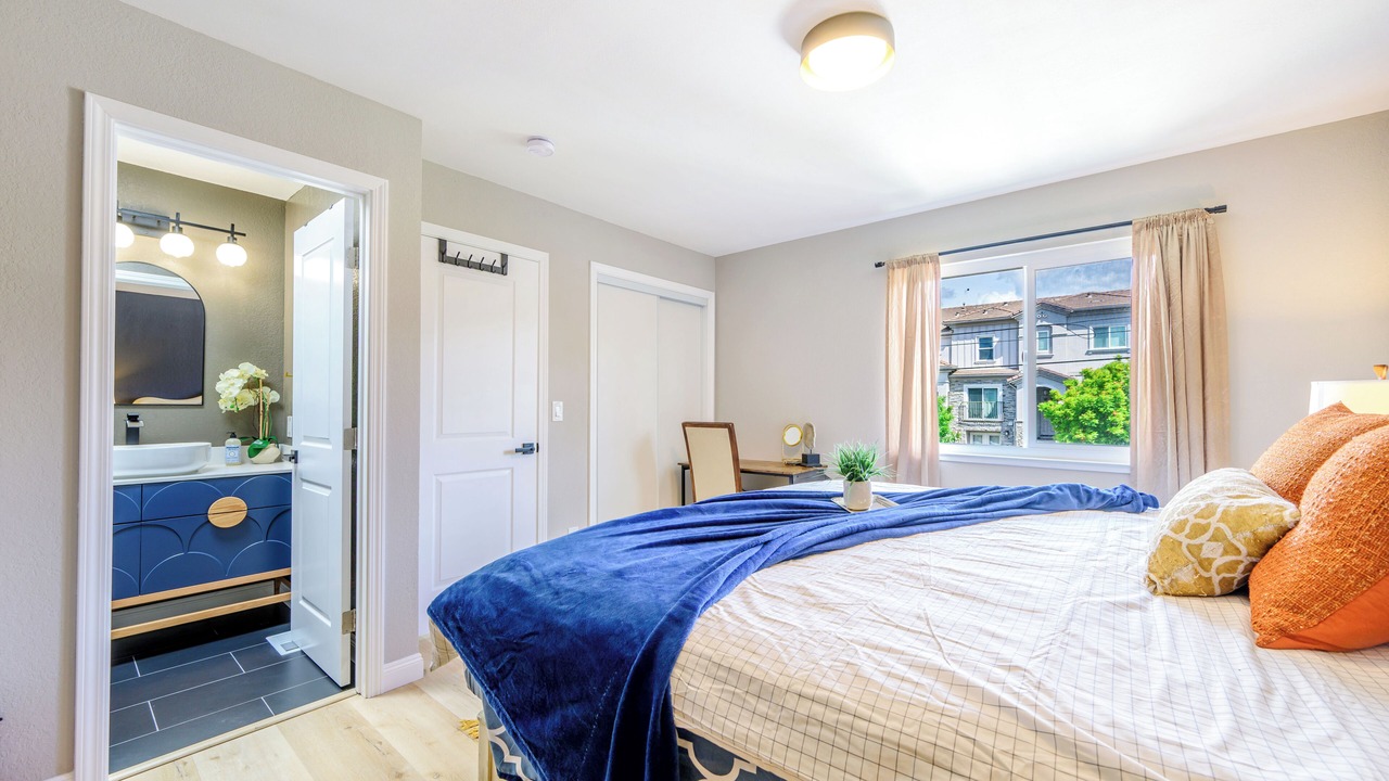 Photo of Bedroom in Cameron Hills