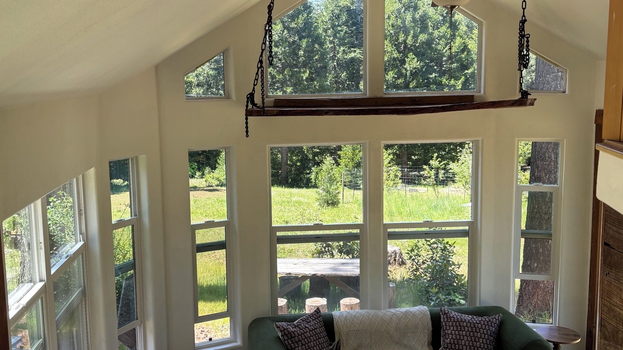 Photo of Livingroom in Nevada City