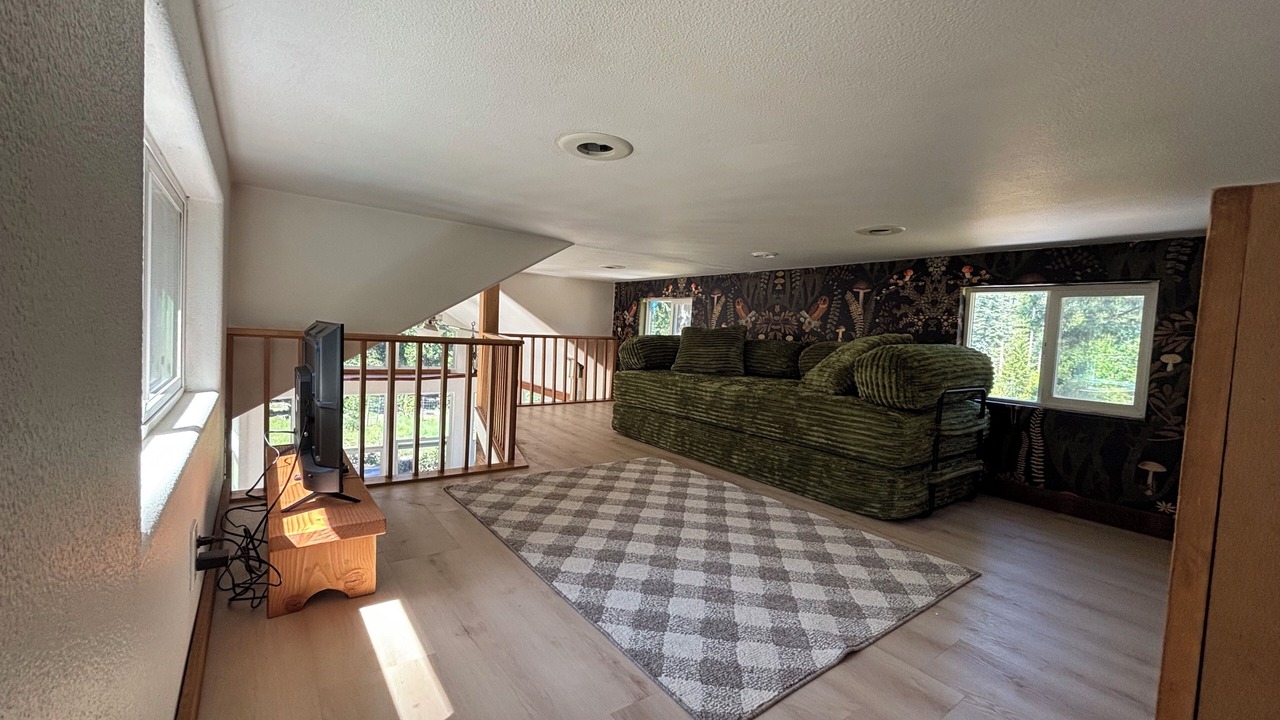Photo of Livingroom in Nevada City