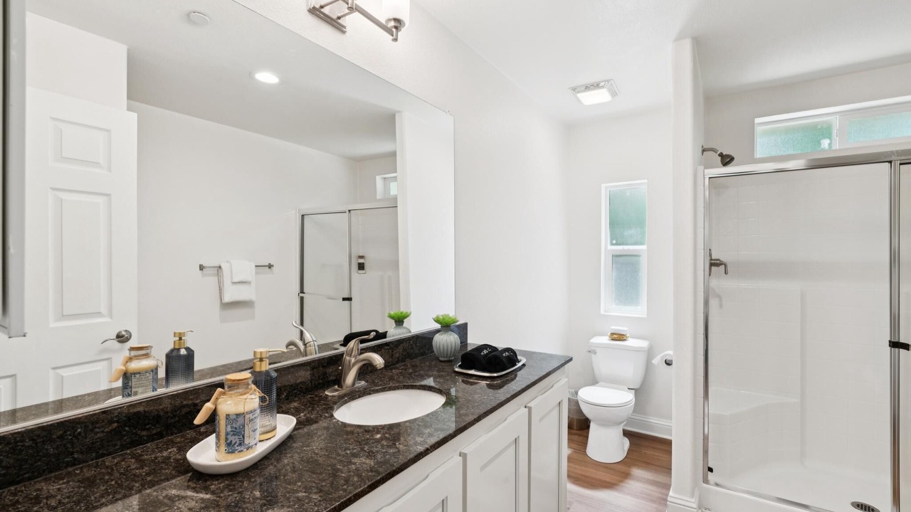 Photo of Bathroom in Freestone