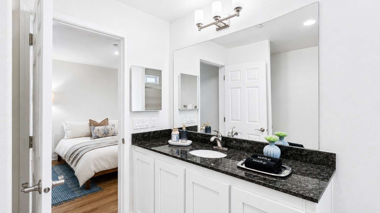 Photo of Bathroom in Freestone