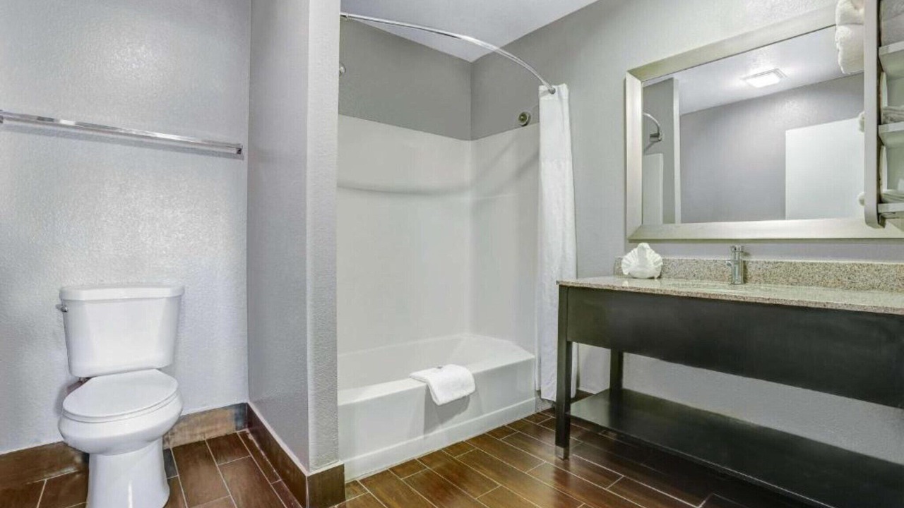 Photo of Bathroom in Ukiah