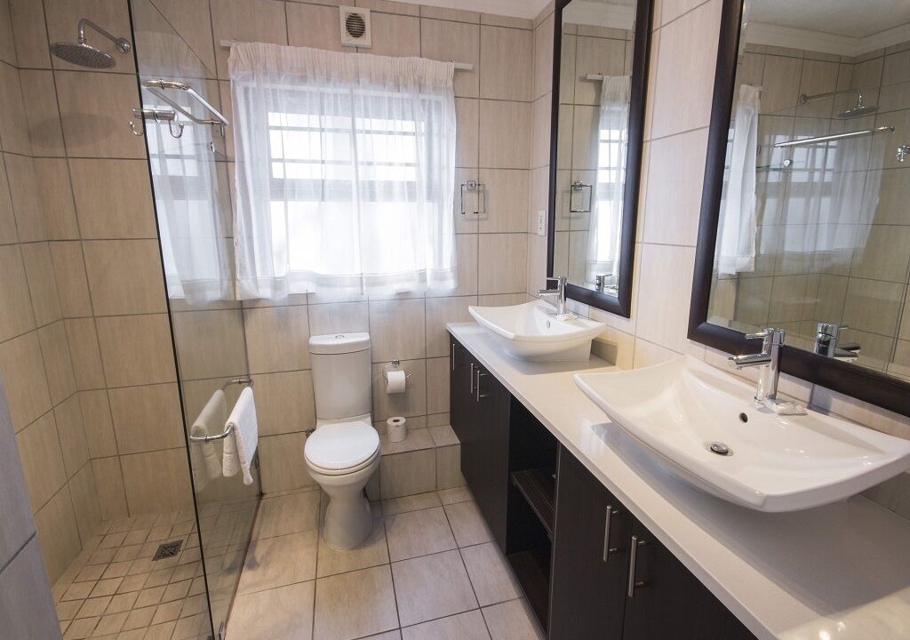 Photo of Bathroom in Knysna Central