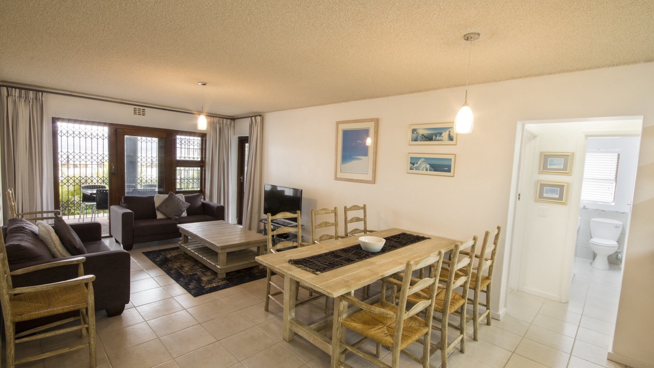 Photo of Livingroom in Knysna Central