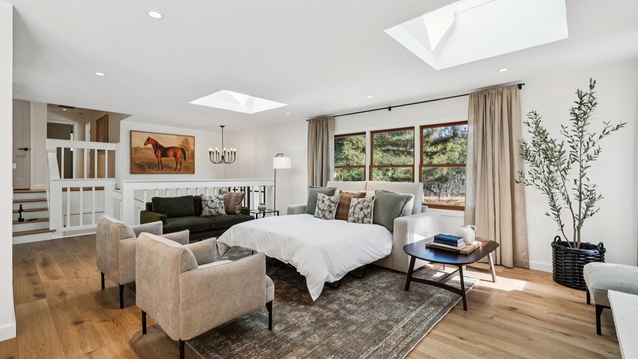 Photo of Livingroom in Santa Rosa
