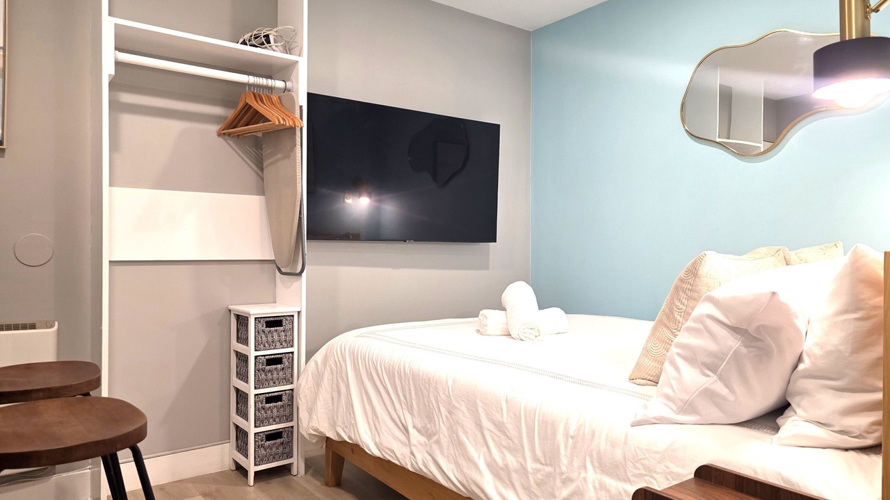 Photo of Bedroom in Cherryland