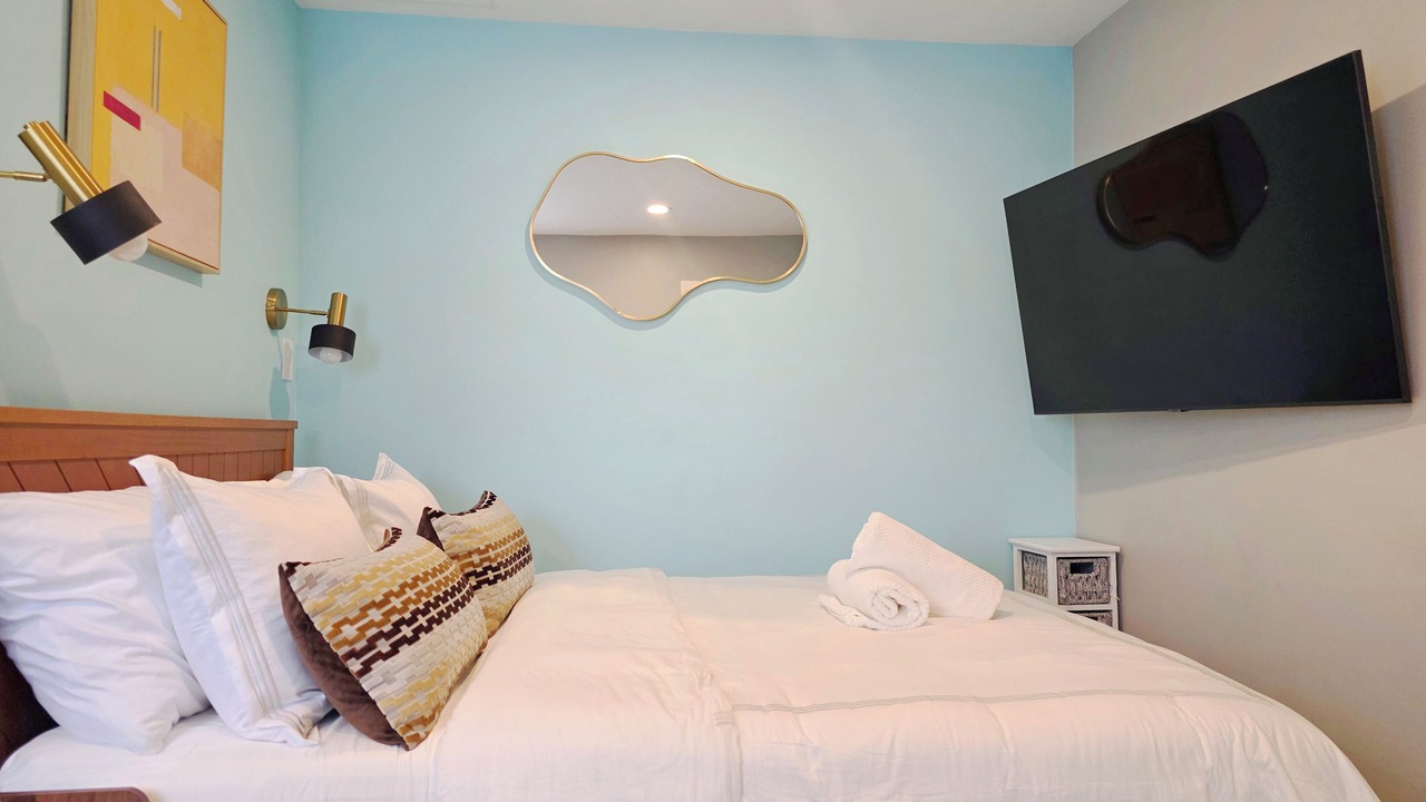 Photo of Bedroom in Cherryland