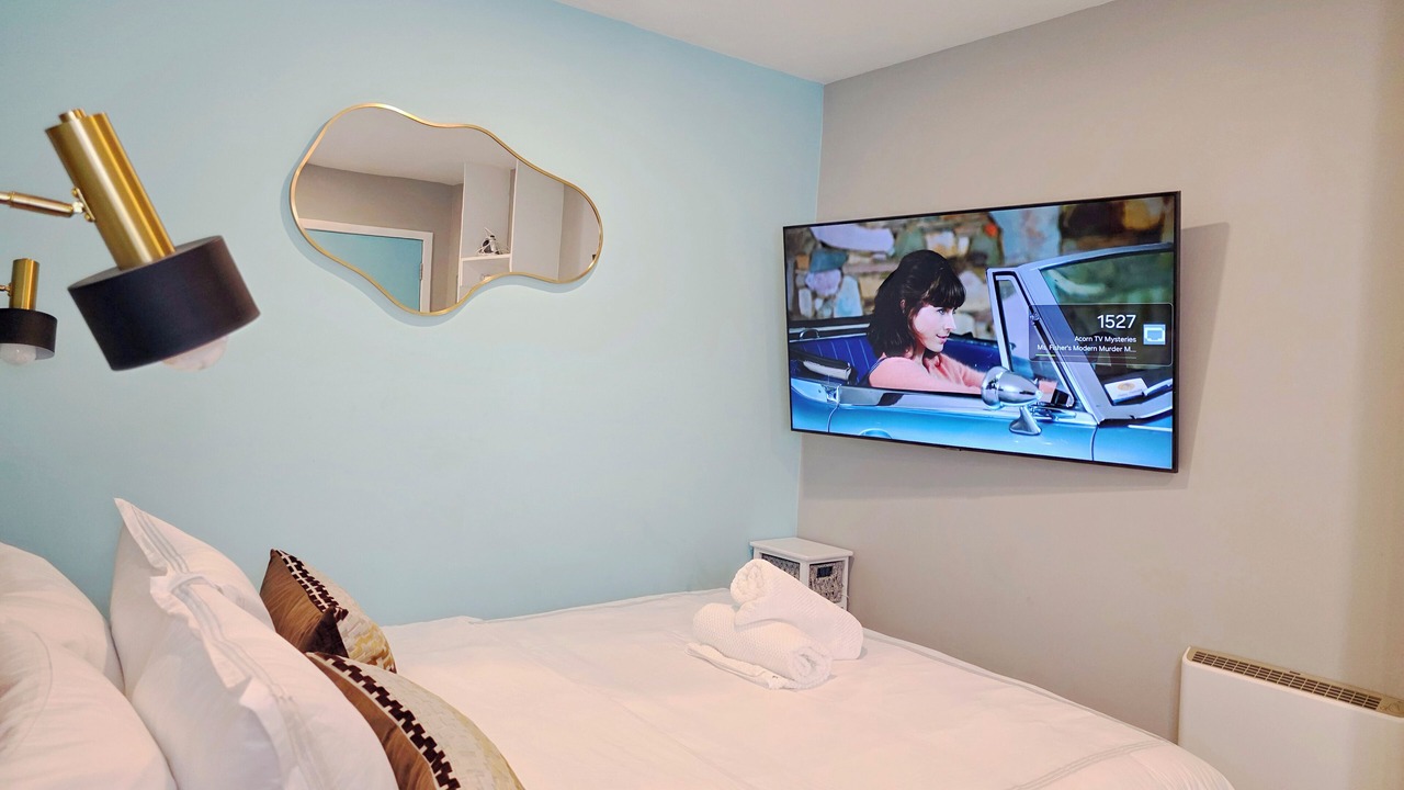 Photo of Bedroom in Cherryland
