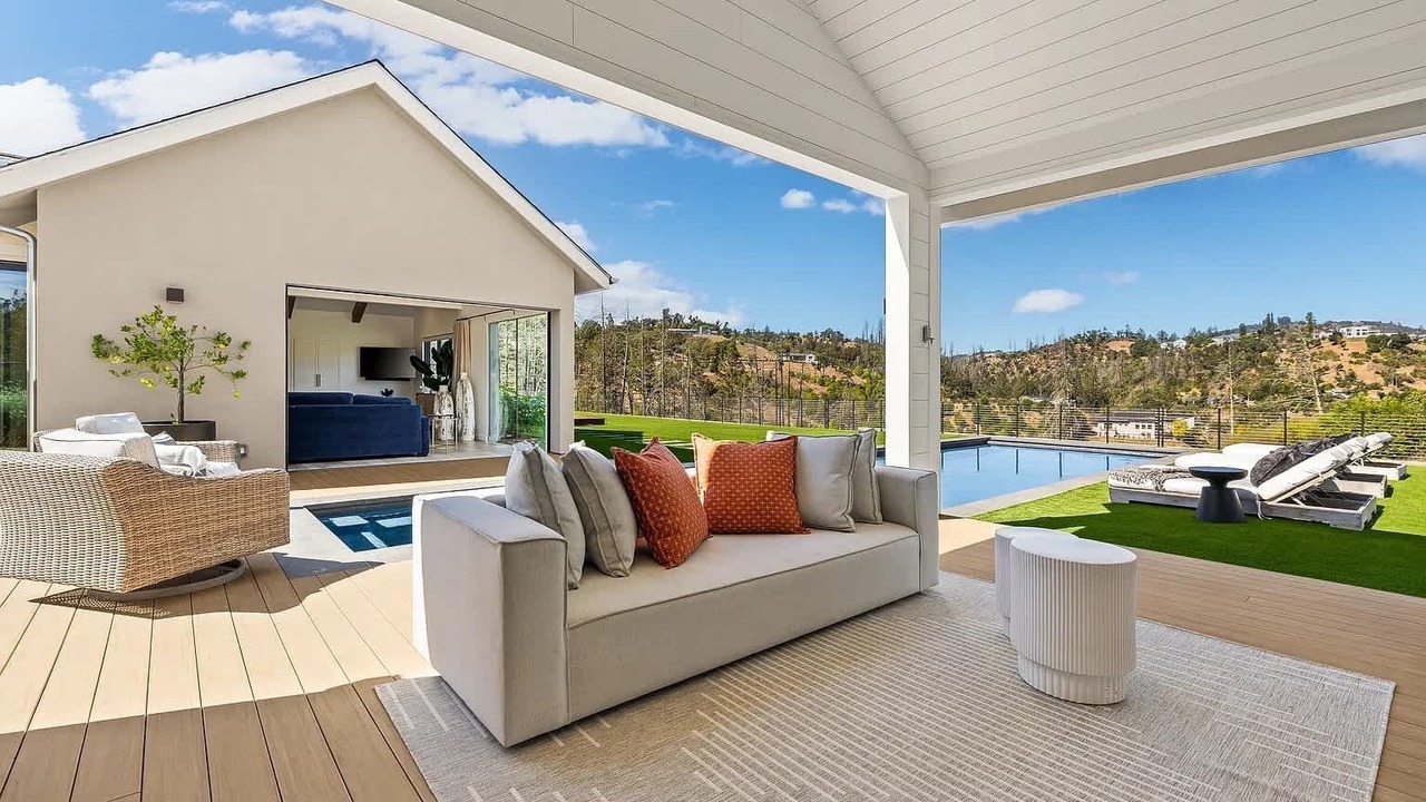 Photo of Patio Balcony in Larkfield-Wikiup