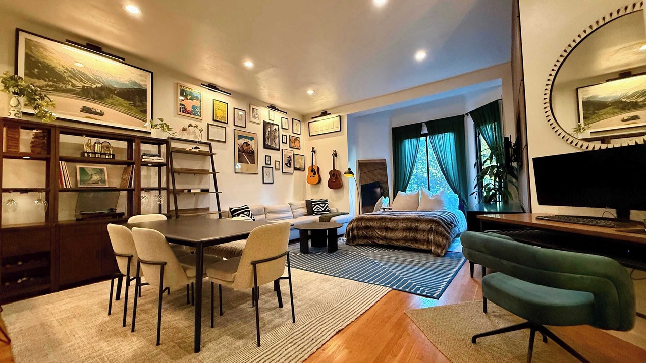 Photo of Others in Pacific Heights