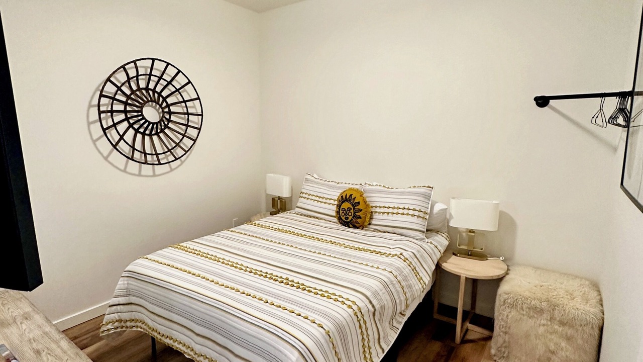 Photo of Bedroom in Lakeport