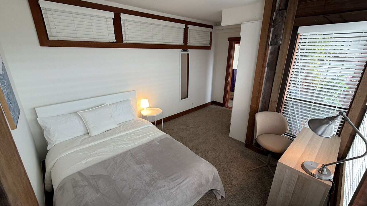 Photo of Bedroom in Marin City