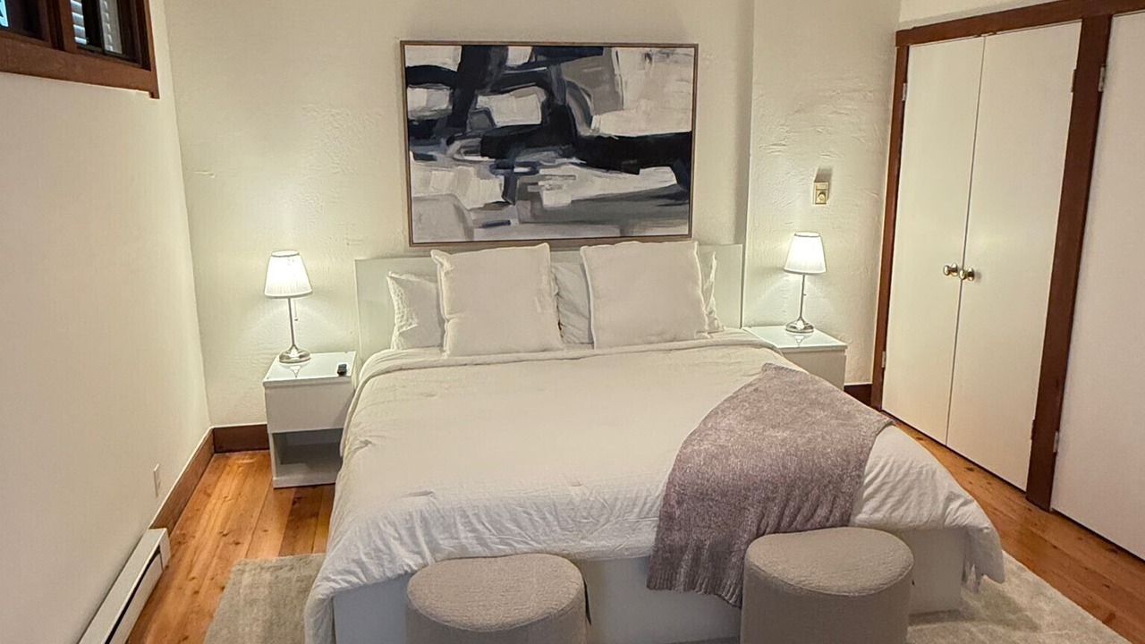 Photo of Bedroom in Marin City