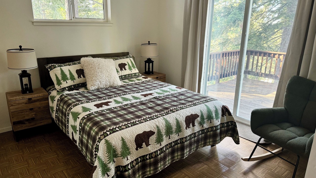 Photo of Bedroom in Lake Davis