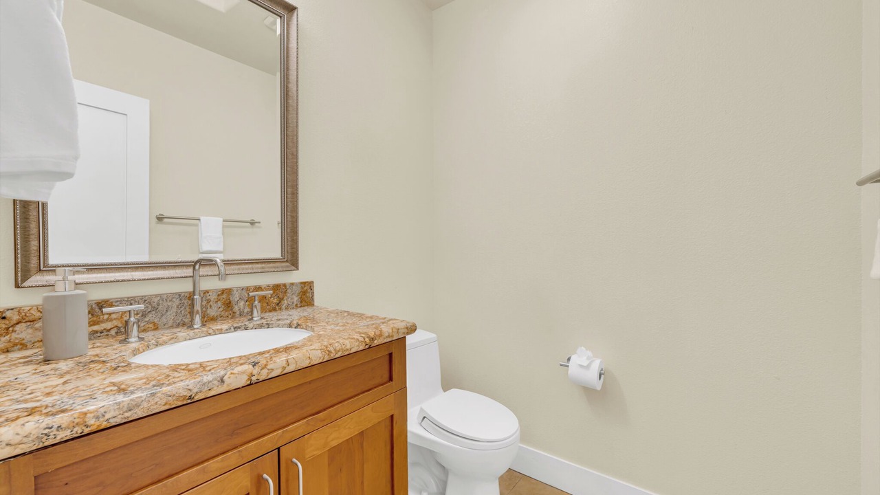 Photo of Bathroom in Point Richmond