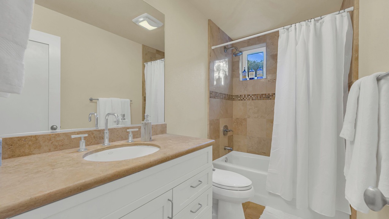 Photo of Bathroom in Point Richmond