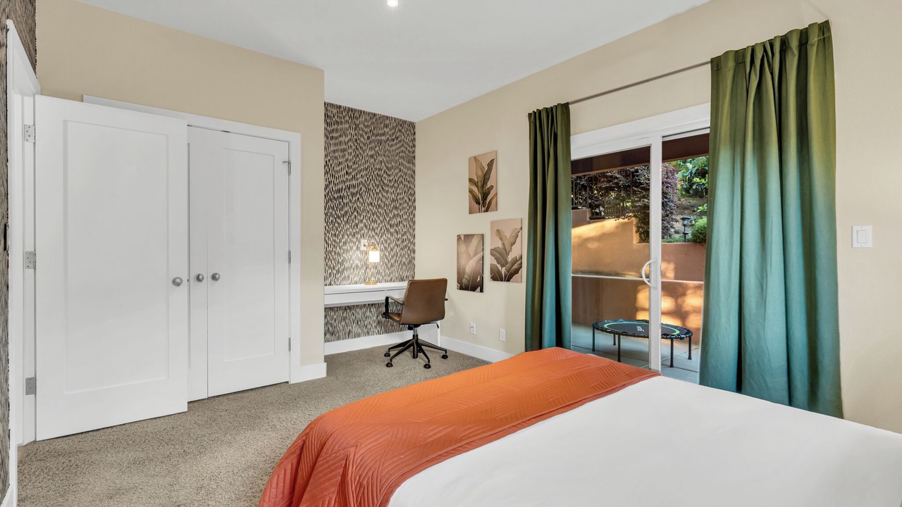 Photo of Bedroom in Point Richmond