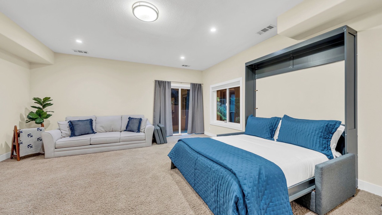 Photo of Bedroom in Point Richmond