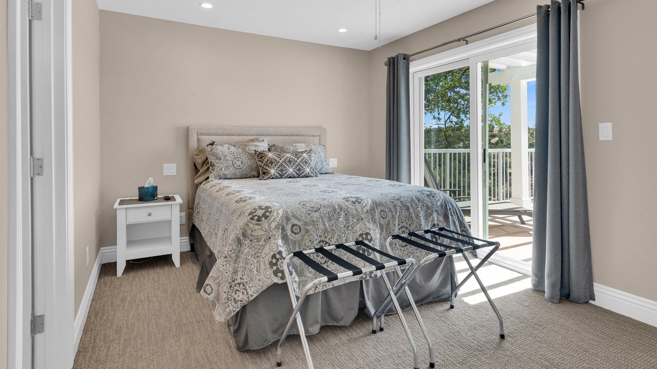 Photo of Patio Balcony in Oak Shores
