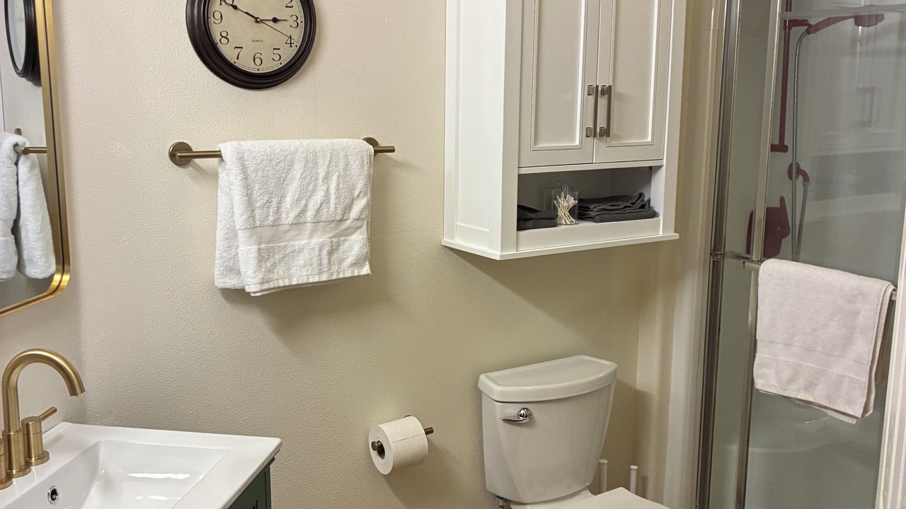 Photo of Bathroom in Fairview