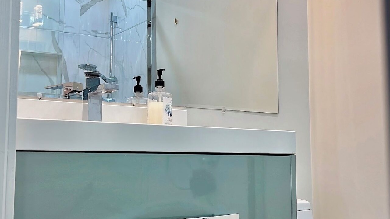 Photo of Bathroom in Crocker-Amazon