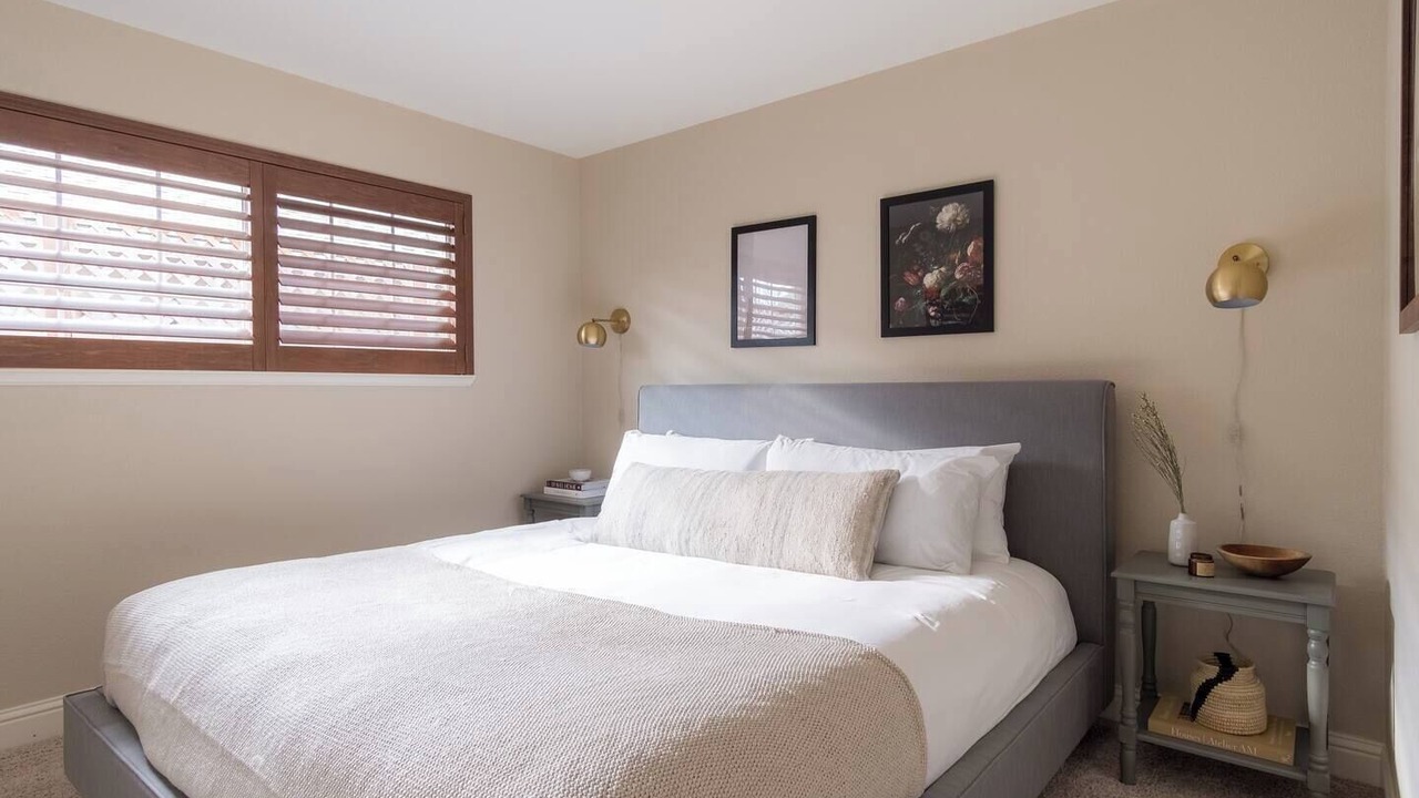 Photo of Bedroom in Santa Rosa