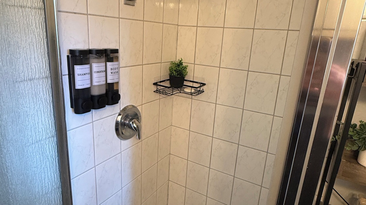 Photo of Bathroom in Sierra Tract
