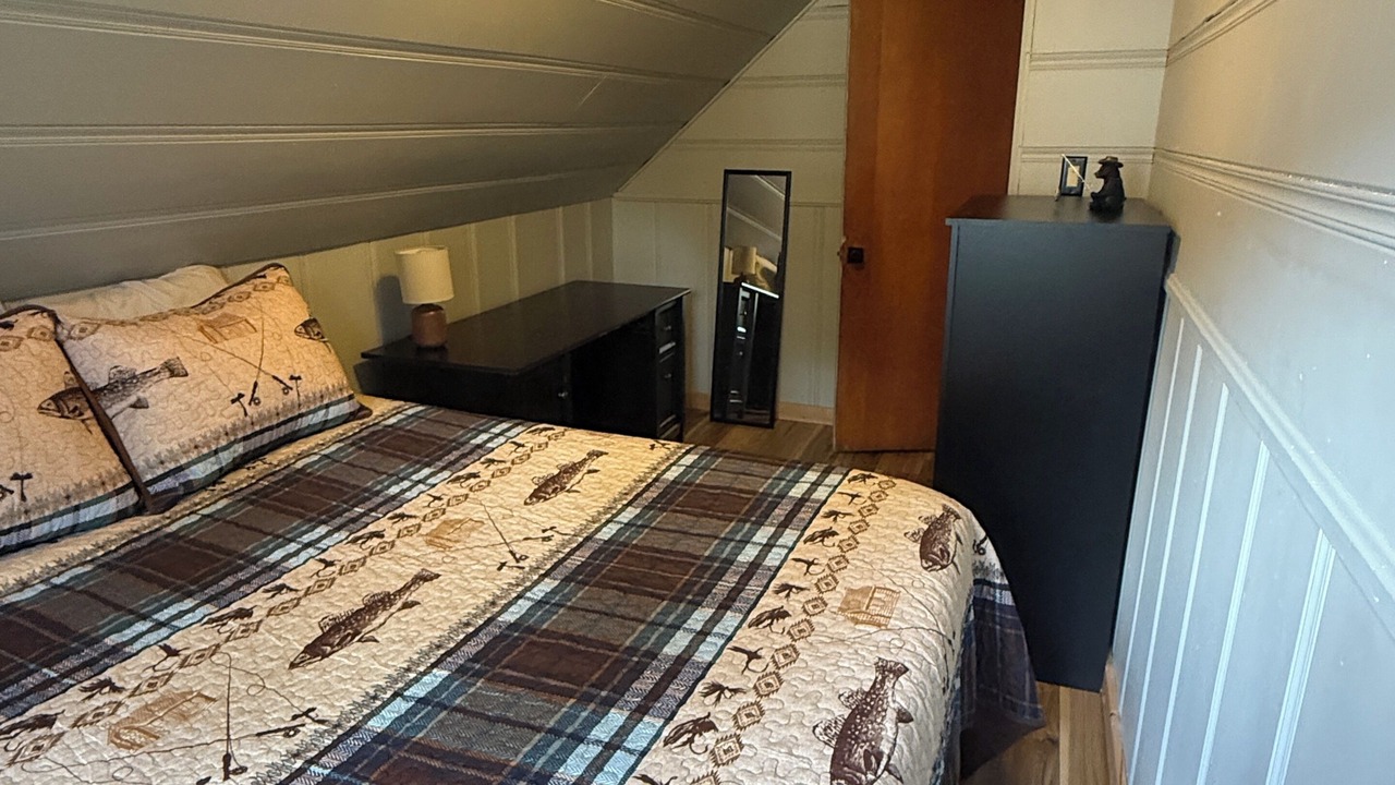 Photo of Bedroom in Sierra Tract