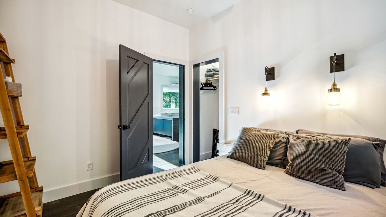 Photo of Bedroom in Monte Rio