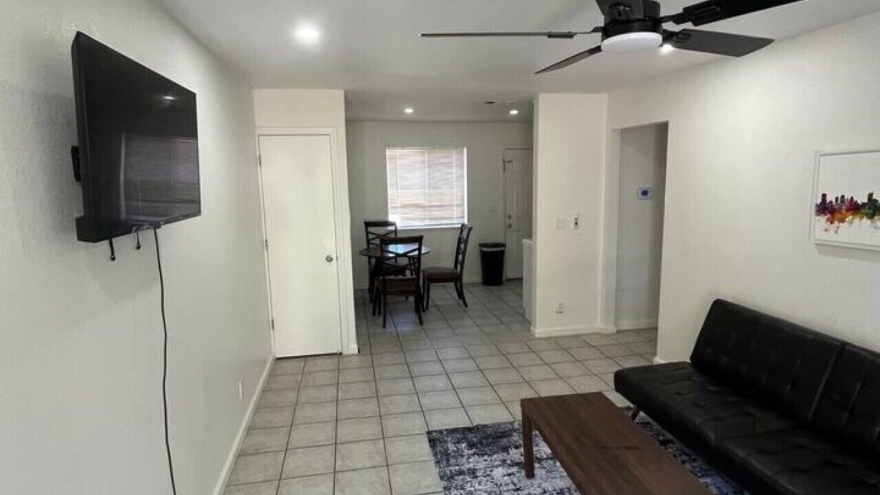 Photo of Livingroom in Arden-Arcade