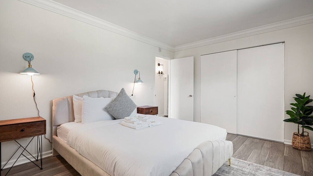 Photo of Bedroom in Pacifica
