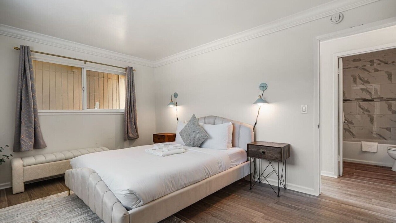 Photo of Bedroom in Pacifica