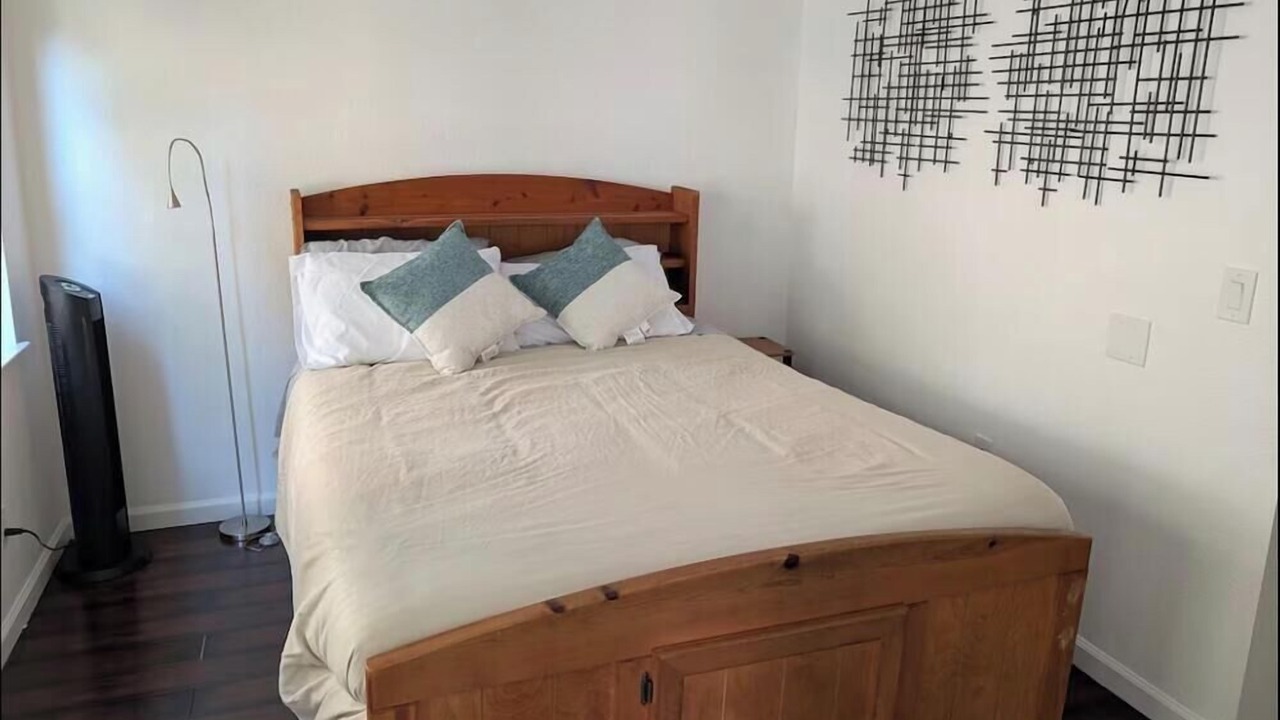 Photo of Bedroom in May Valley