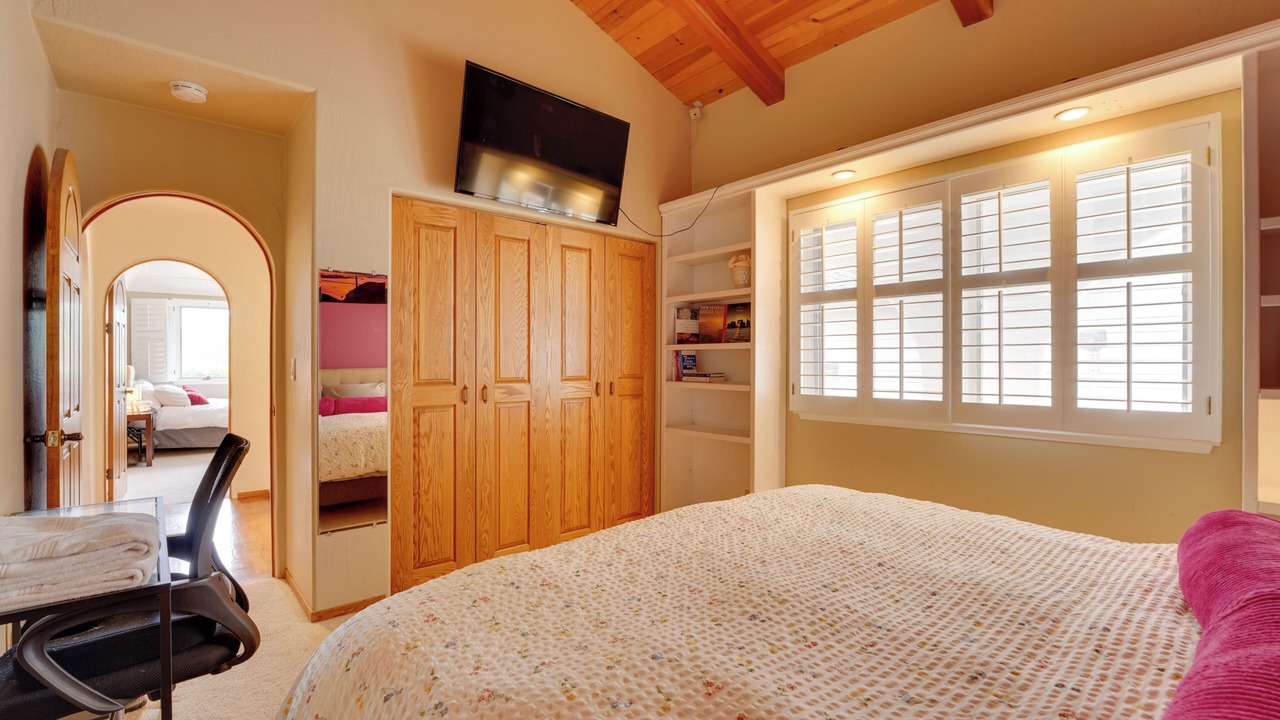 Photo of Bedroom in Live Oak