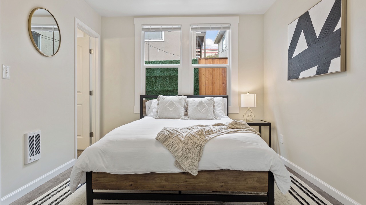 Photo of Bedroom in Downtown