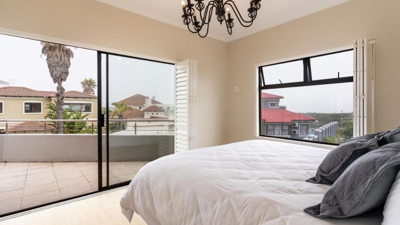 Photo of Bedroom in Big Bay