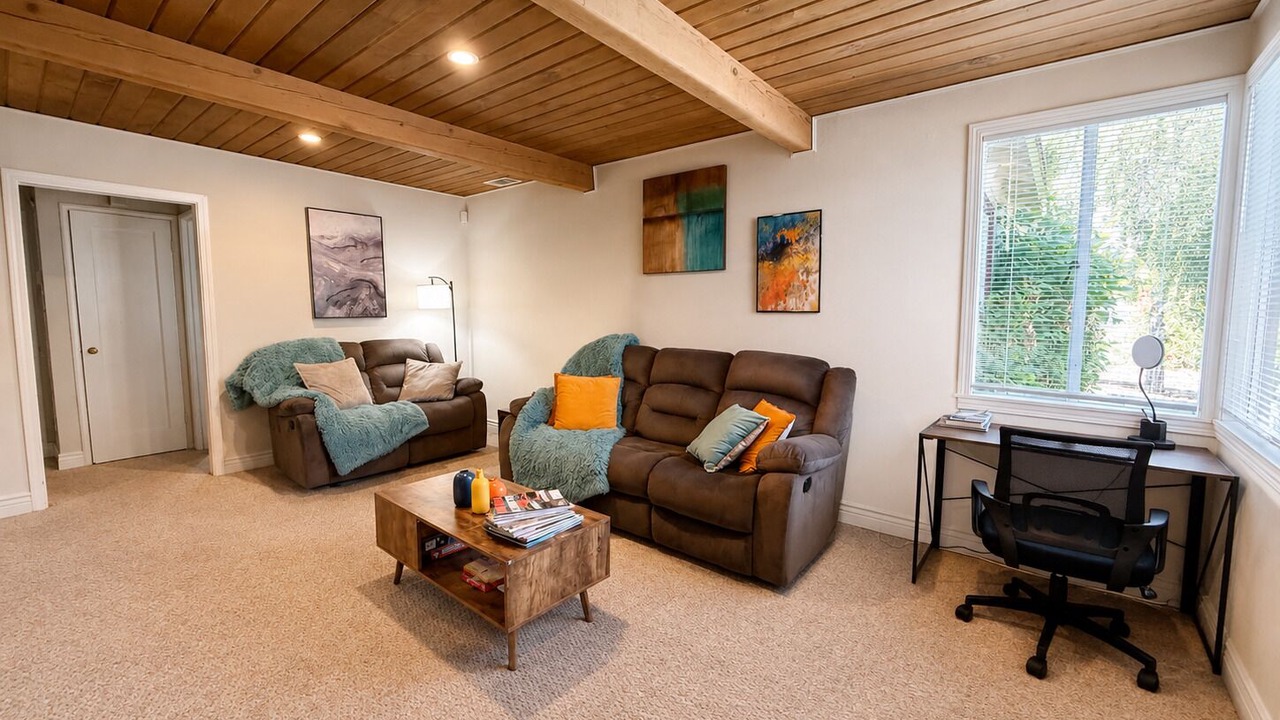 Photo of Livingroom in Ashland
