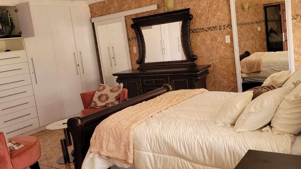 Photo of Bedroom in Greater Johannesburg Metropolitan Area