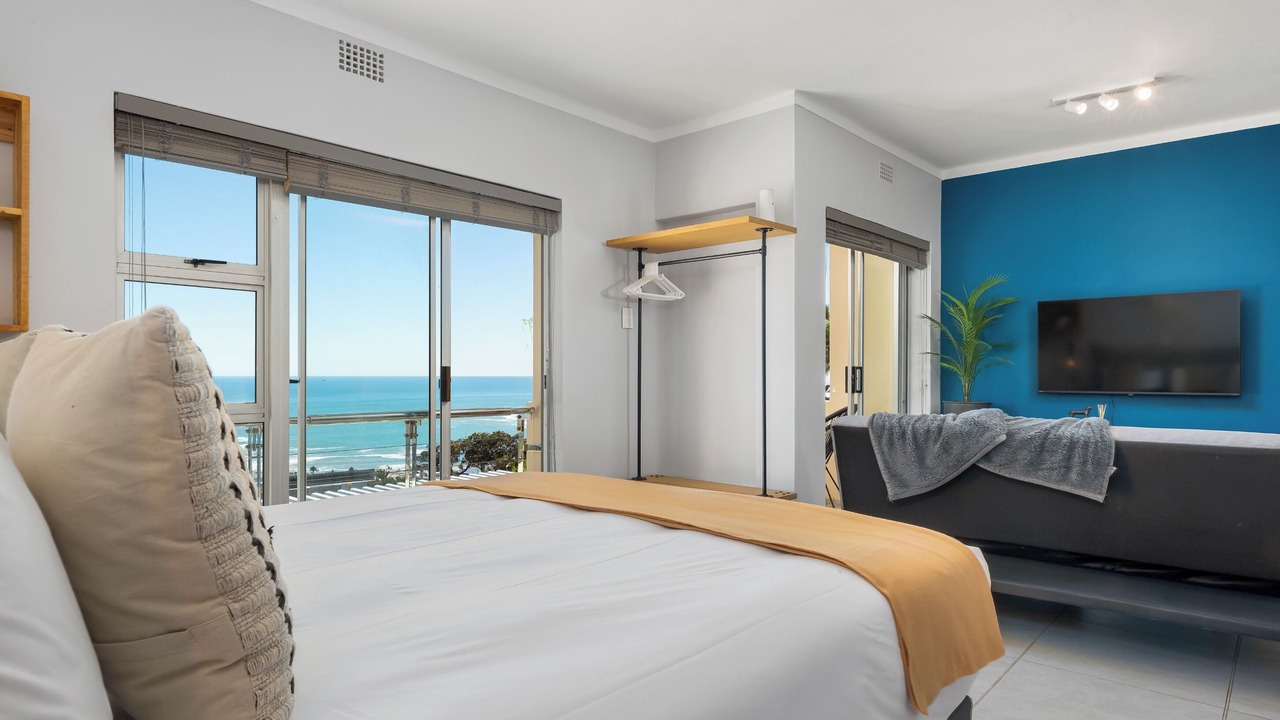 Photo of Bedroom in Camps Bay