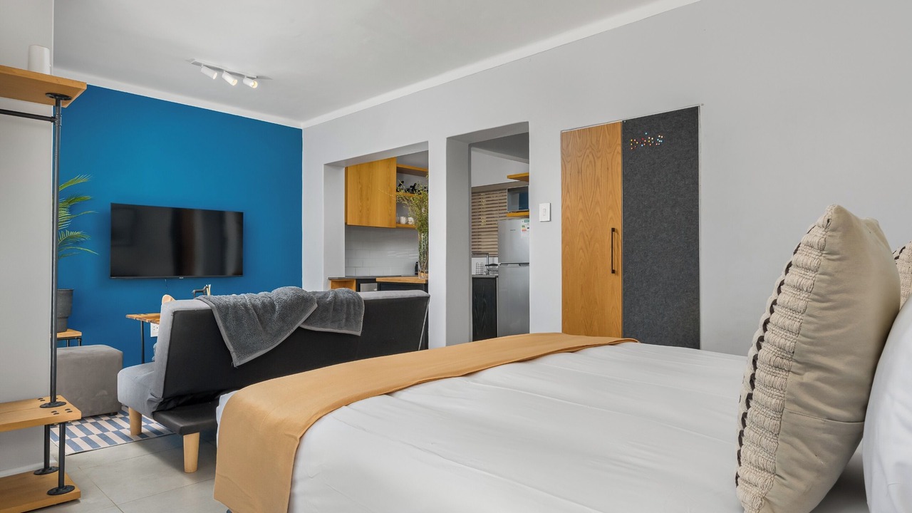 Photo of Bedroom in Camps Bay