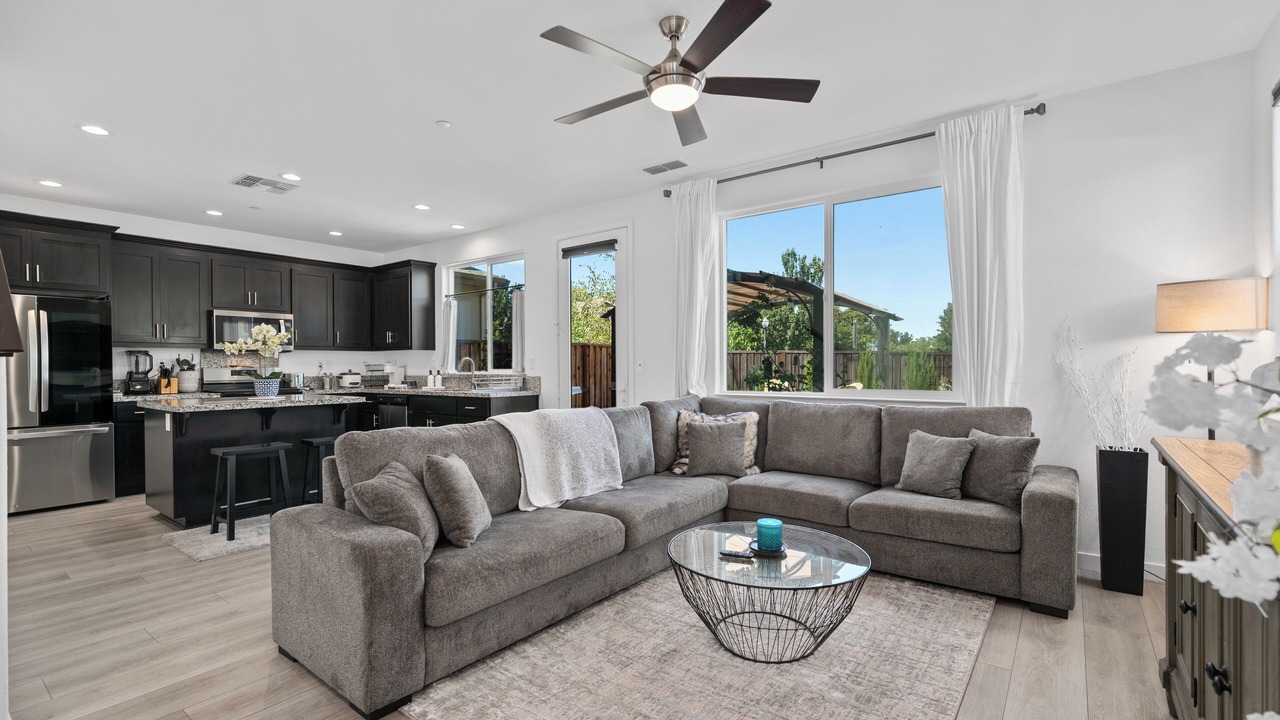 Photo of Livingroom in North Natomas