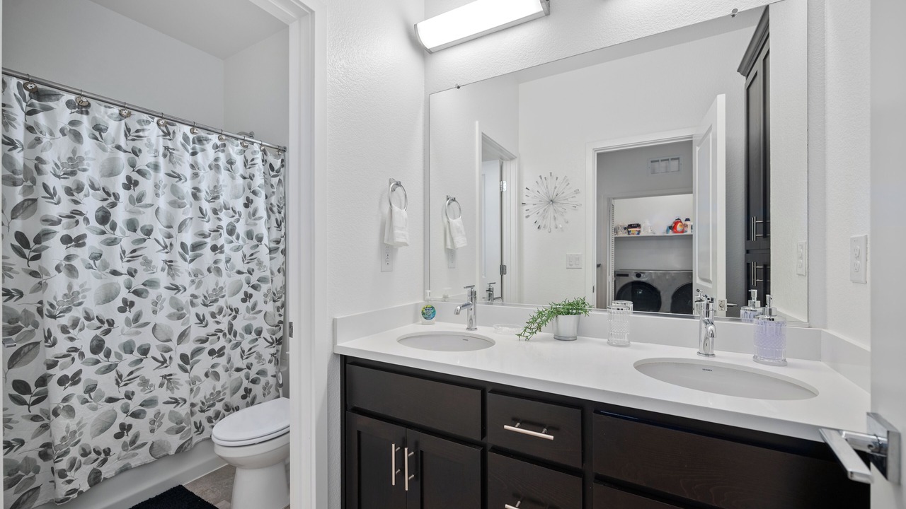 Photo of Bathroom in North Natomas