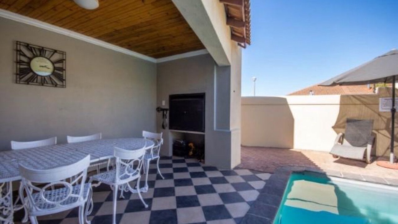 Photo of Outdoor in Somerset West