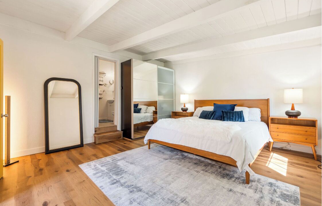 Photo of Bedroom in South Berkeley